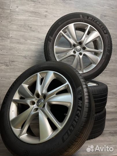 Колеса R20 Infiniti Оригинал Michelin 265/50