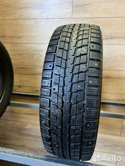 Dunlop SP Winter Ice 01 185/65 R15 88T