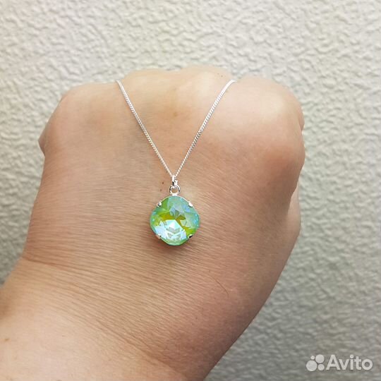 Колье Сваровски подвеска с серебряной цепочкой