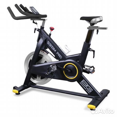 Cпин-байк с консолью Bronze Gym S910M Pro