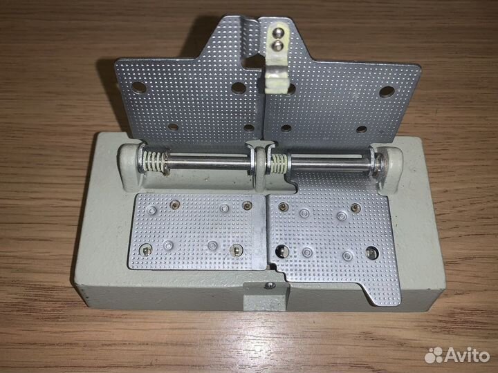 Пресс для склеивания кинопленки 8 мм мпп4