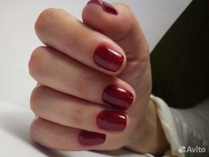 Маникюр, педикюр,наращивание ногтей