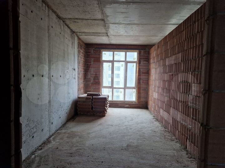 3-к. квартира, 104 м², 8/10 эт.