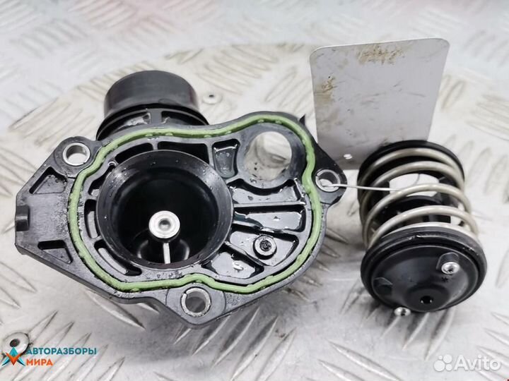 Корпус термостата BMW 5 F07/F10/F11 2011