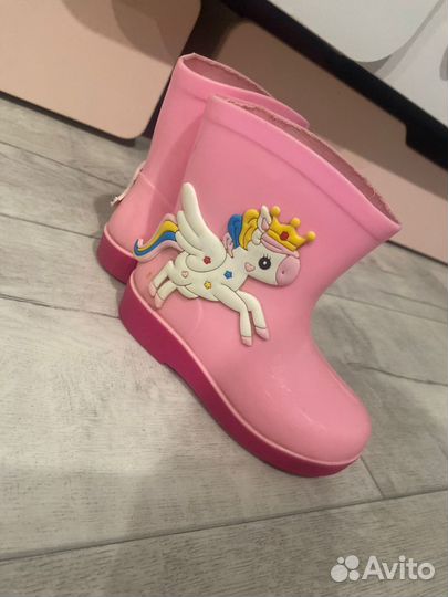 Резиновые сапоги