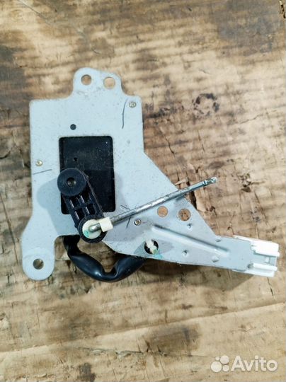 Моторчик привода заслонок Hyundai Santa Fe