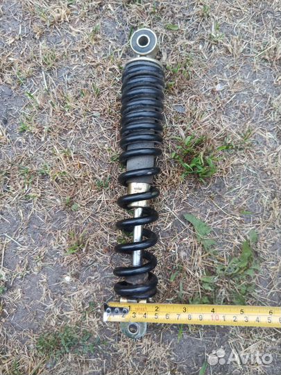 Задний амортизатор на скутер