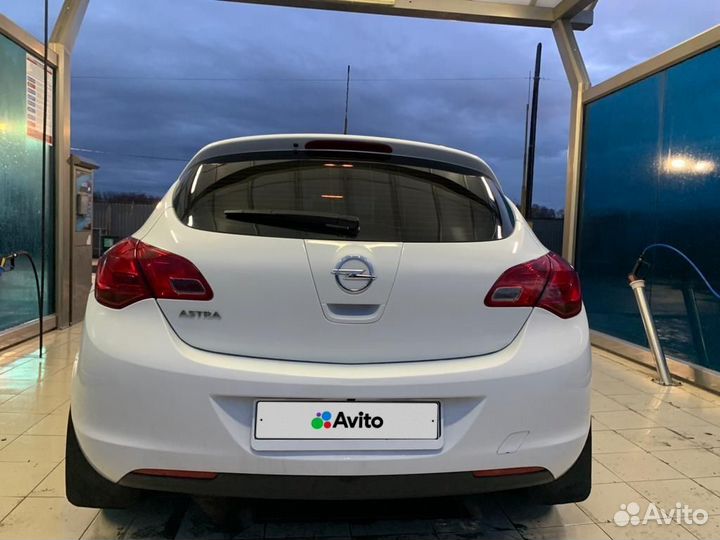 Opel Astra 1.6 AT, 2012, 212 000 км