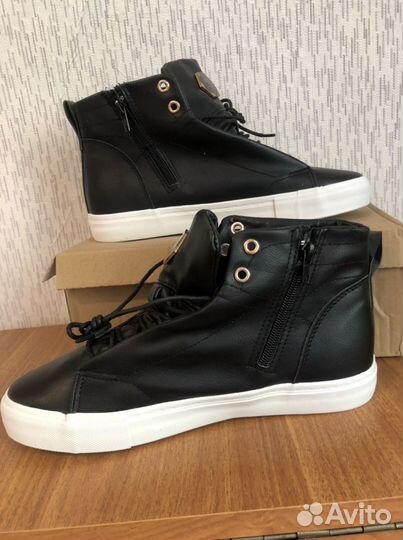 Кеды- ботинки новые