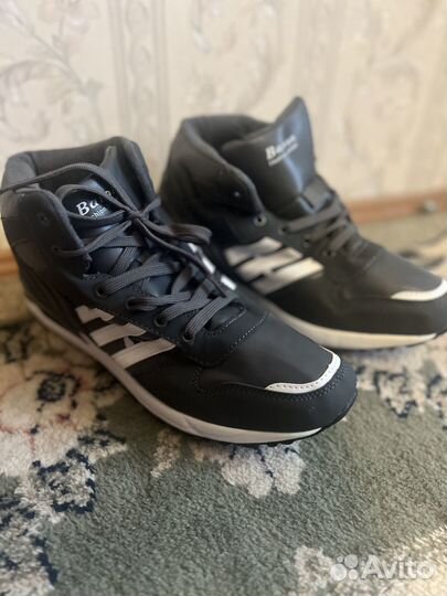 Кроссовки мужские