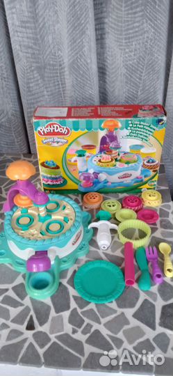 Набор для лепки PlayDoh фабрика тортиков