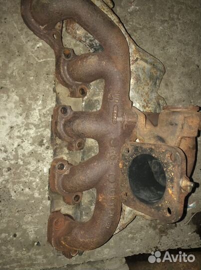 Коллектор выпускной Ford Transit 7, 2,2L