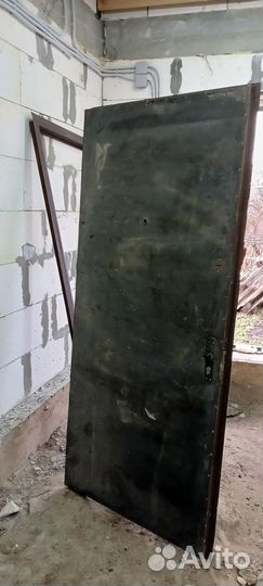 Дверь входная металлическая