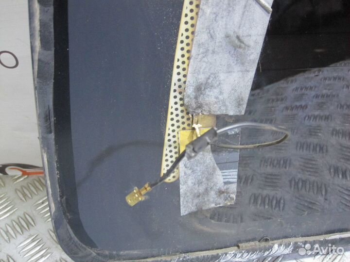 Стекло заднее Hyundai Starex H1 1997-2003