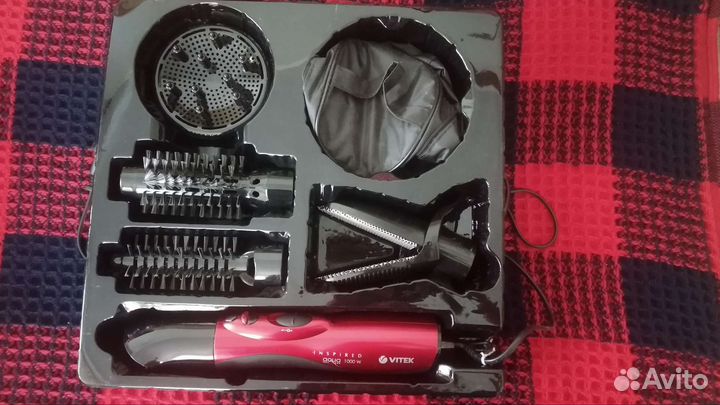 Фен-щетка Vitek Витек Новый