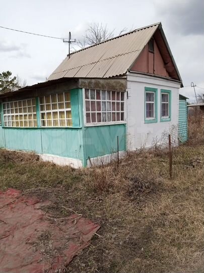 Дом 32 м² на участке 6 сот.