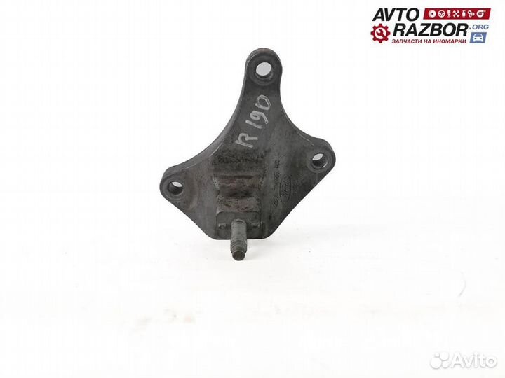 Кронштейн кпп Ford Fusion 2002