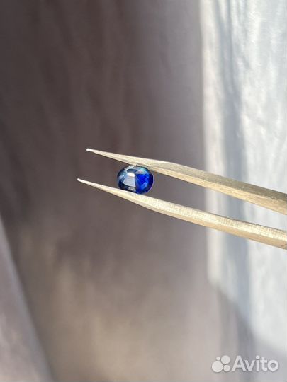 Сапфир синий природный