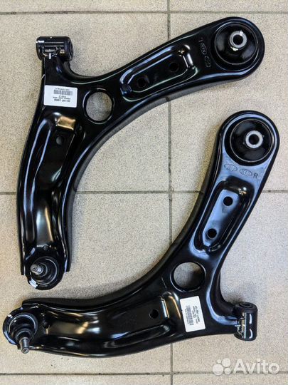 Рычаг передний левый Hyundai Solaris 2