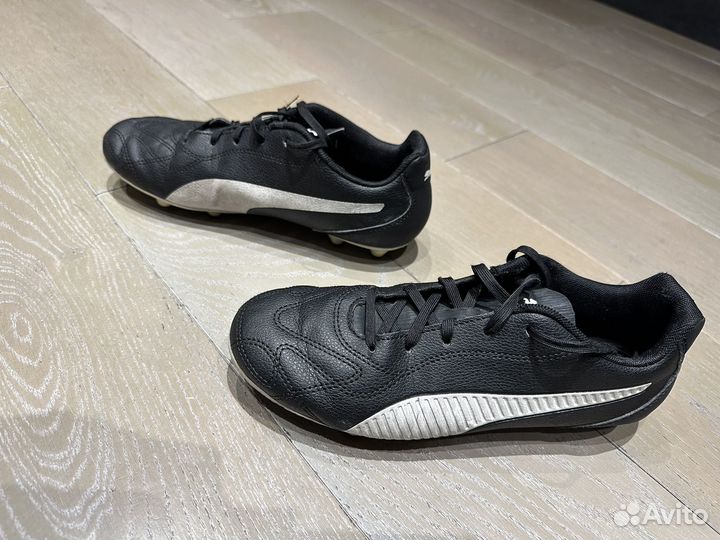 Футбольные бутсы puma