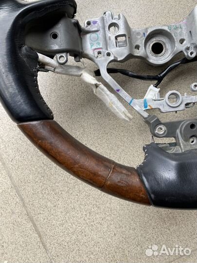 Руль lexus LX 570 2016-2021