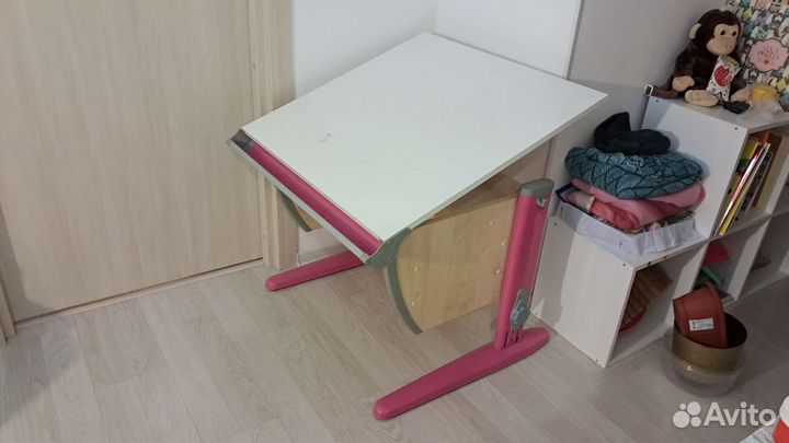 Детский стол (растущая парта Деми)