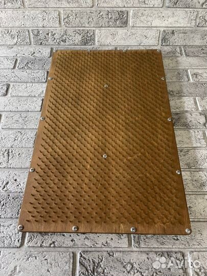 Доска с гвоздями для спины