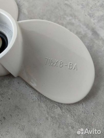 Винт Yamaha 4-5, F4-F5, F6C (3x7-1/2x8)