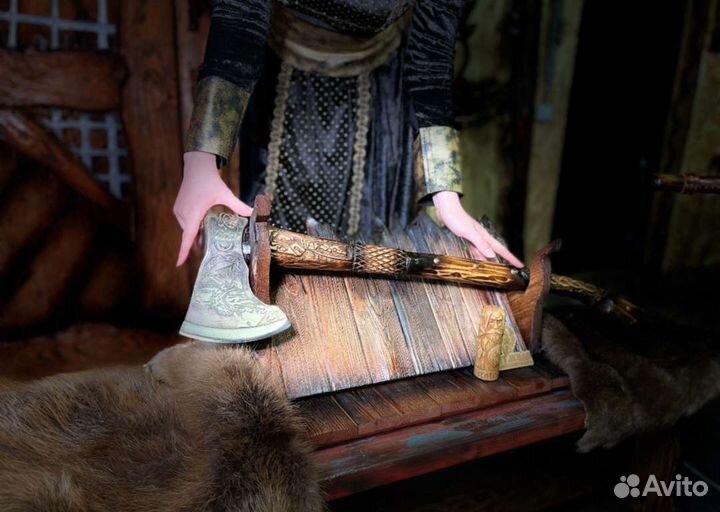 Топор кованый ручной работы