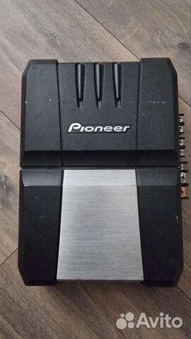 Автомобильный усилитель