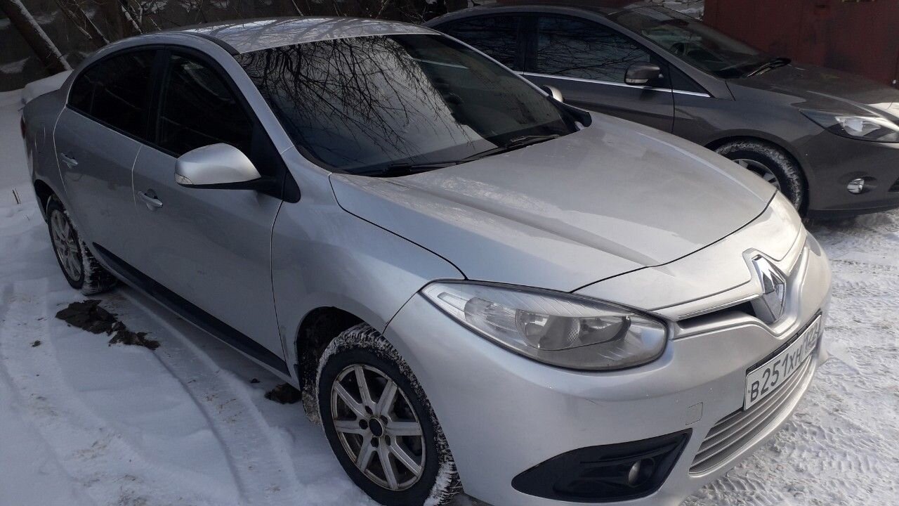 Renault Fluence: фото владельца