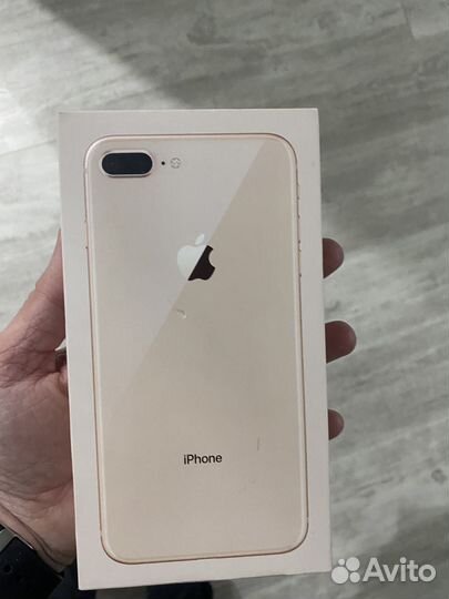 iPhone 8 Plus, 64 ГБ