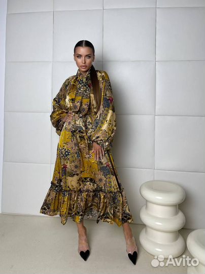 Очаровательное платье brend 44-54 (2 цвета)