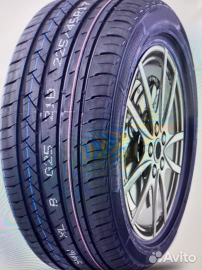 Roadmarch Prime UHP 08 255/45 R18