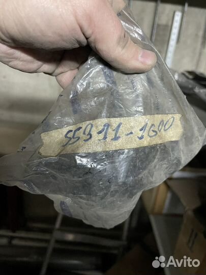 553111G000 Опора зад стойки accent 05-10/RIO