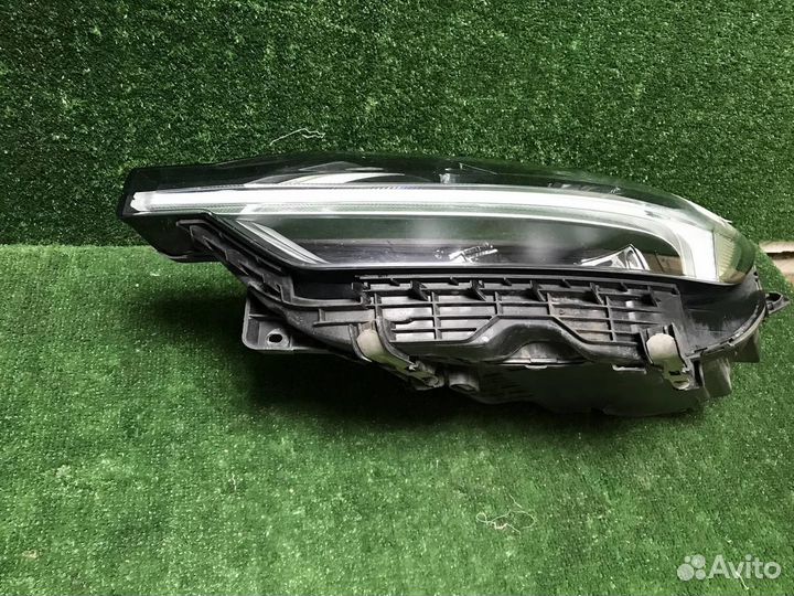 Фара левая Volvo XC60