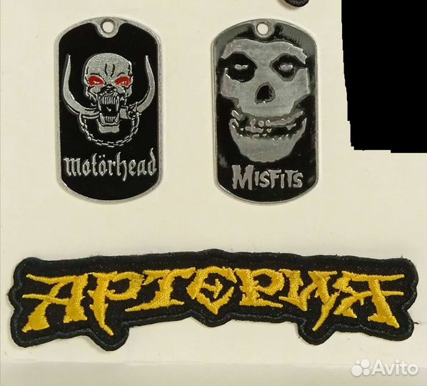 Нашивки Жетоны Значки Металл-Рок