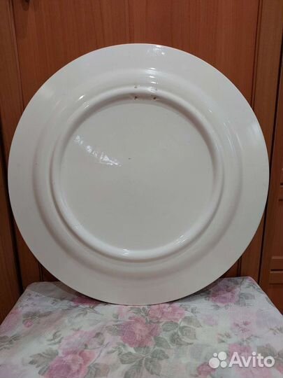 Тарелка настенная декоративная