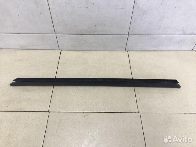 Уплотнитель (внутри) Duster 2012