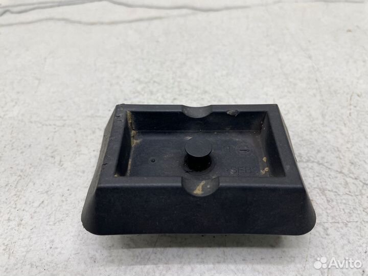 Поддомкратник Bmw E38 E39 E53