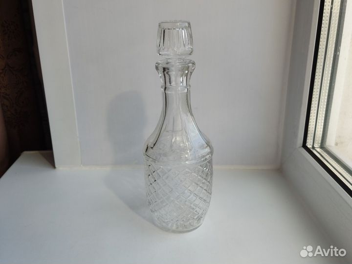 Стеклянный графин штоф 0,3 литра