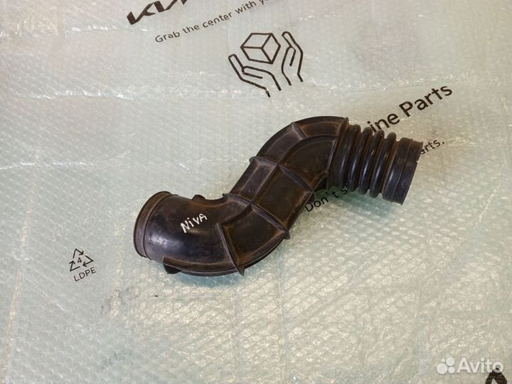 Патрубок воздушного фильтра Niva Chevrolet