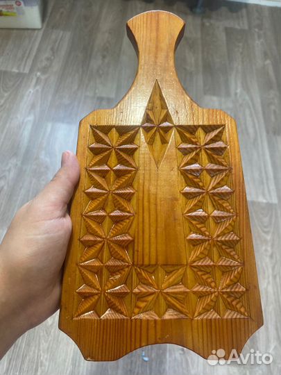 Набор полок кухонных из дерево резные