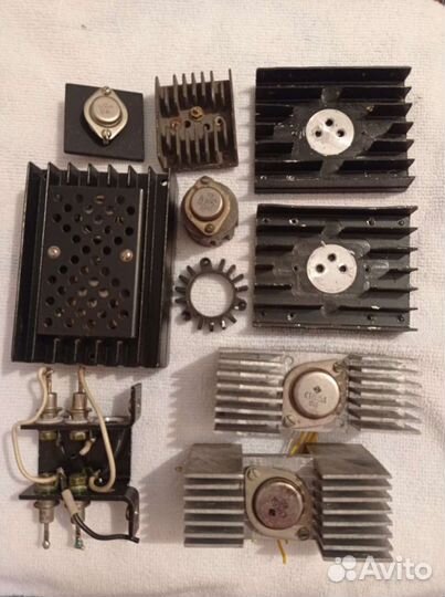 Транзисторы с радиаторами