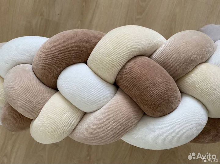 Бортик косичка в кроватку 360 см