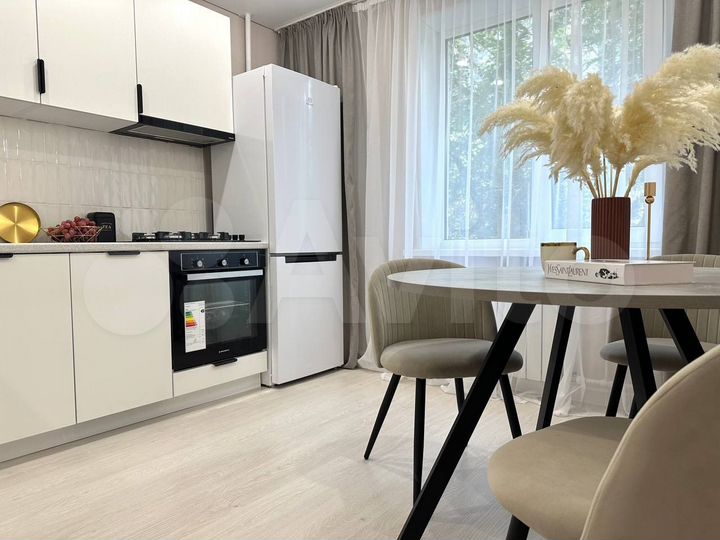 2-к. квартира, 53,7 м², 2/9 эт.