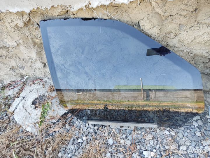 Стекло переднее правое ваз 2110