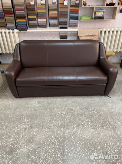 Перетяжка и ремонт мягкой мебели