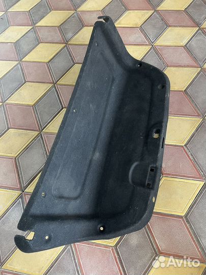 Обшивка крышки багажника sonata