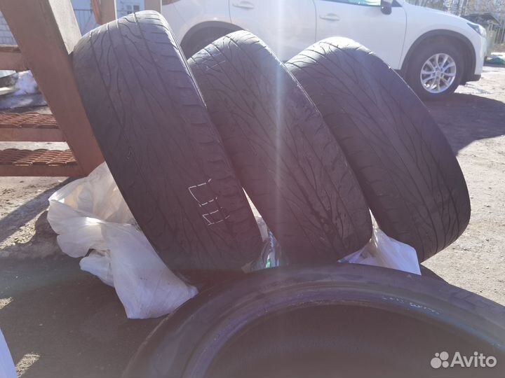 Maxxis Victra R19 225/55 R19